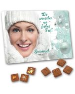 Adventskalender mit Schokolade mit verschiedenen Geschmäckern