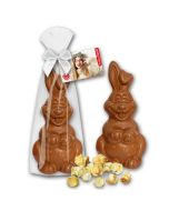 Popcorn-gefüllte Schokolade in Form eines Hasen zu Ostern als süße individuelle Werbung