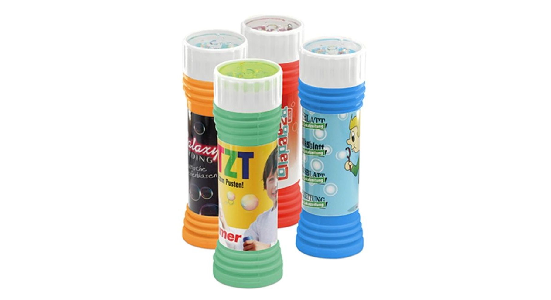 Seifenblasen mit Logo stehen dicht beieinander. Die bunt bedruckten Seifenblasendosen mit Logo sind das perfekte Giveaway für Kinder.