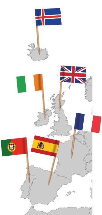 Europakarte mit Flaggenpickern Island, Irland, Großbritannien, Frankreich, Spanien und Portugal